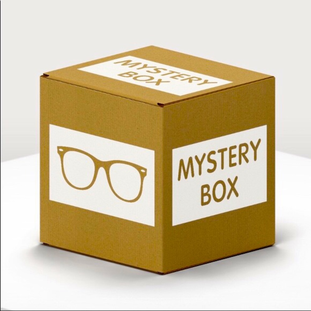 ⭐️ Mystery box of sunglasses or other glasses.
